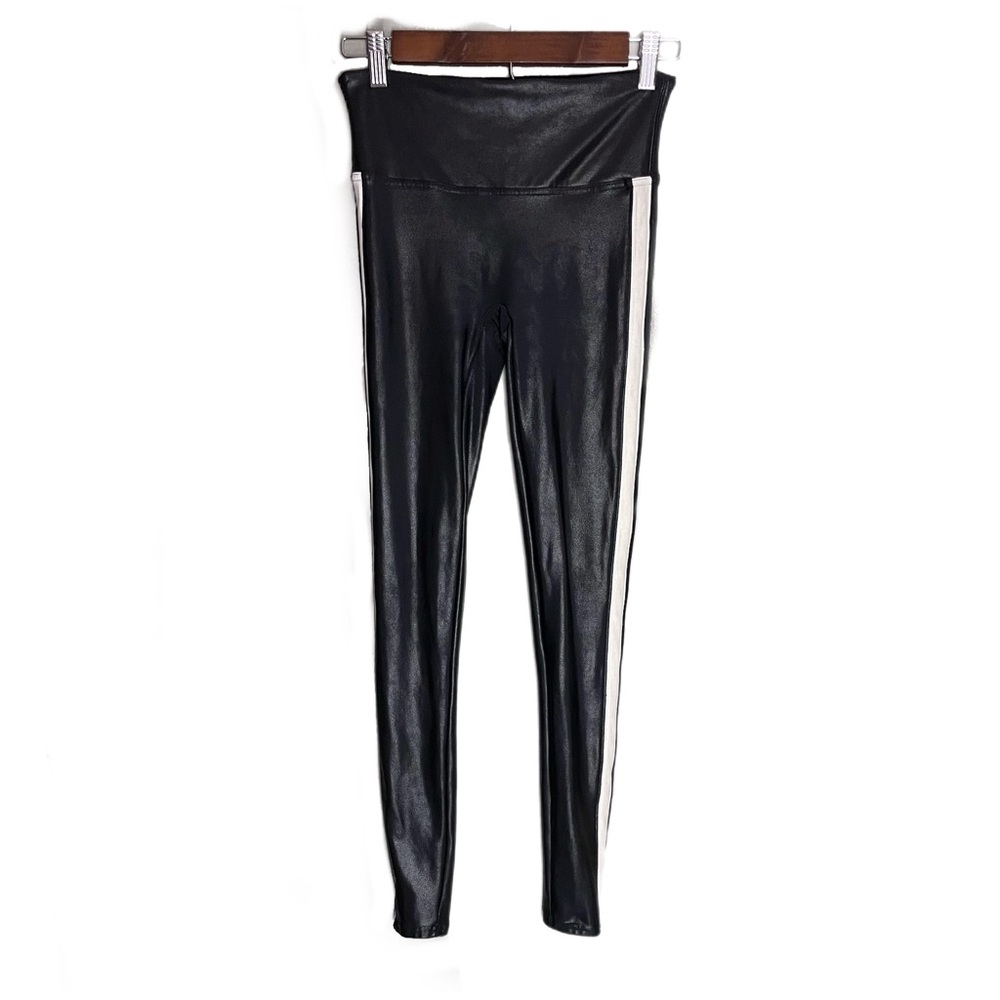 Spanx Leggings Blended Nylon Faux Leather Women’s Size Small